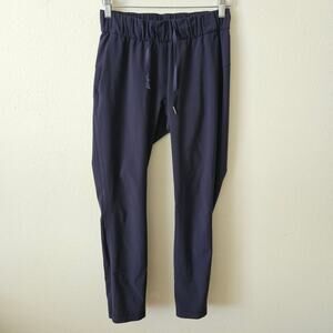 Lululemon On The Fly Women's Pant 4 Navy LW5AHOSP Casual Yoga Gym Walking